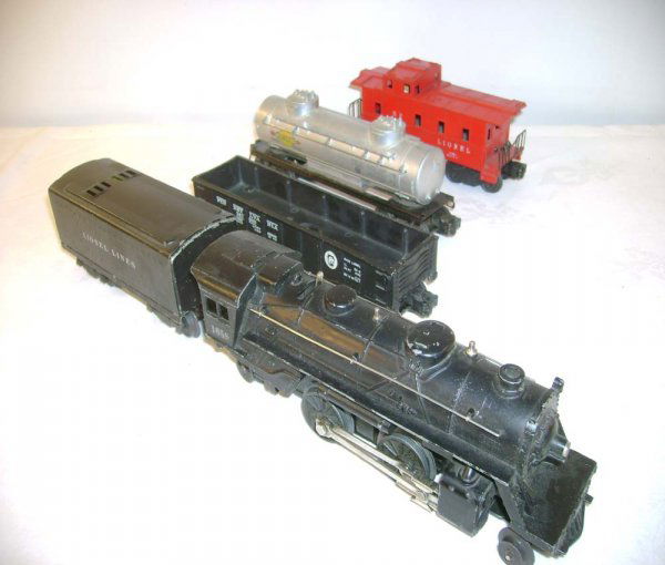 ABT: Lionel #1423W 1949 Freight Set: Paul V. Ambrose and Drew J. Bauer present: This is the #1423W Freight Set that Lionel made circa 1949. This Set includes the #1655 Diecast Steam Engine with Headlight, the #6654W Sheet-Metal Whistle T