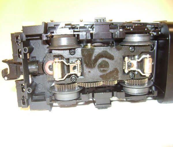 ABT: Lionel #28850 NYC GP-30 Command Diesel/OB - 10