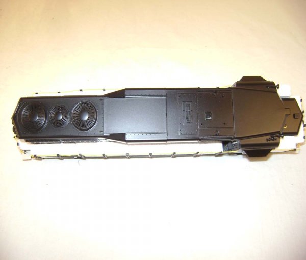 ABT: Lionel #28850 NYC GP-30 Command Diesel/OB - 8