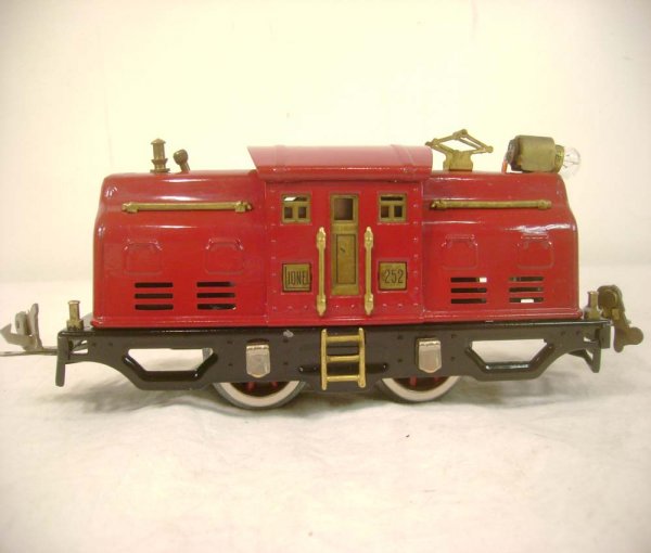 ABT: Lionel #252 Red Electric (R) - 4