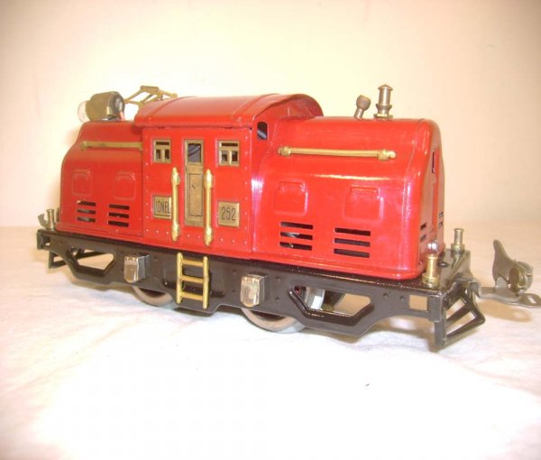 ABT: Lionel #252 Red Electric (R) - 5