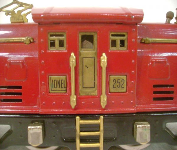 ABT: Lionel #252 Red Electric (R) - 6
