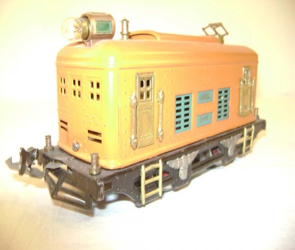 ABT: Lionel #248 Orange Electric w/#629/630 Passenge: Paul V. Ambrose and Drew J. Bauer present: These are the #248 Orange Electric and the matching #629/630 Passenger Cars that Lionel made in O Gauge in the later 1920s. An old repaint; note the engine h