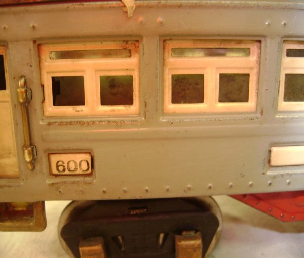 ABT: Lionel #600/#601/#602 Light Gray/Red Passenger - 3