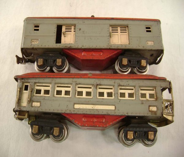ABT: Lionel #600/#601/#602 Light Gray/Red Passenger - 4