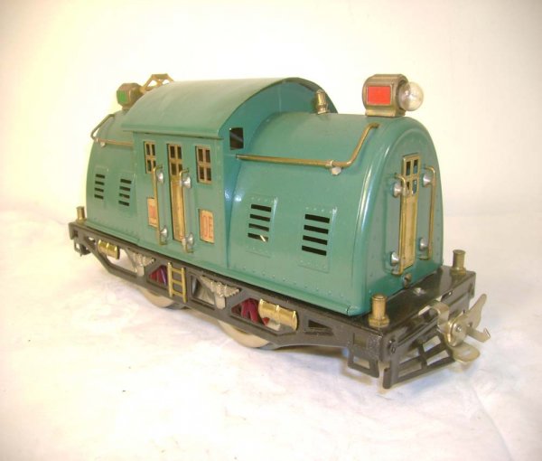 ABT: Lionel #10E Peacock w/332/339/341 Passenger Ca - 6