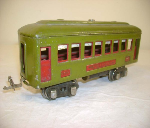ABT: Lionel #610/610/612 Olive Green Passenger Cars - 5