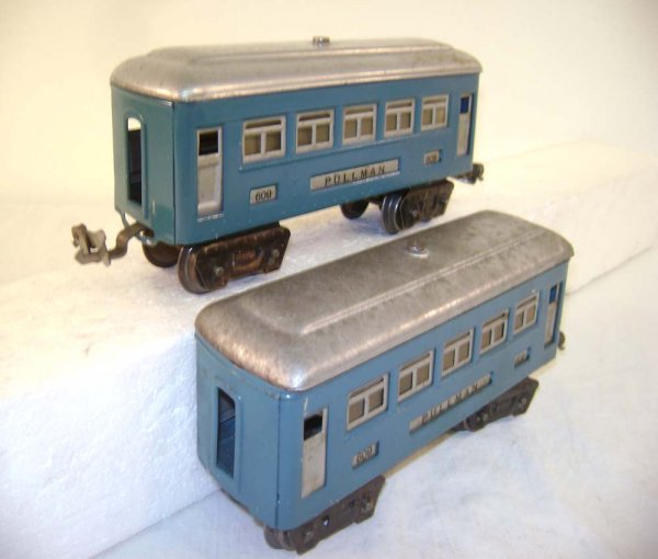 ABT: Lionel #609/609/611 Blue/Silver Passenger Cars - 2