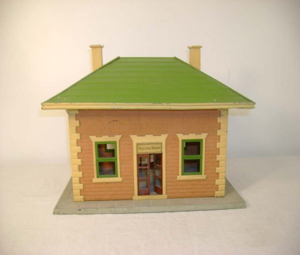 ABT: Lionel #124 Lionel City Station - 7