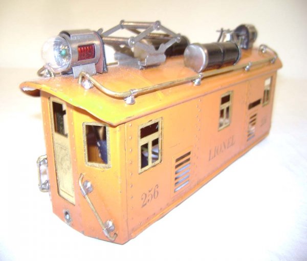 ABT: Lionel #256 Orange RS Cab - 2