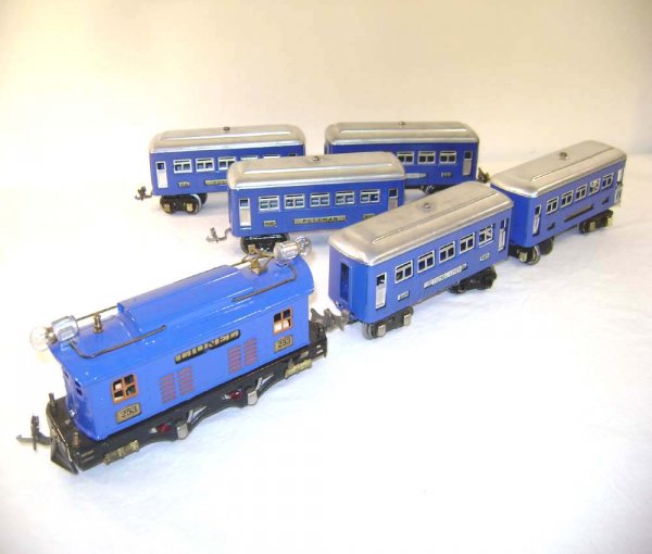 ABT: Special Lionel Blue-Painted Bluebird Passenger