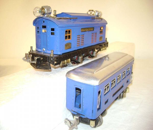 ABT: Special Lionel Blue-Painted Bluebird Passenger - 2