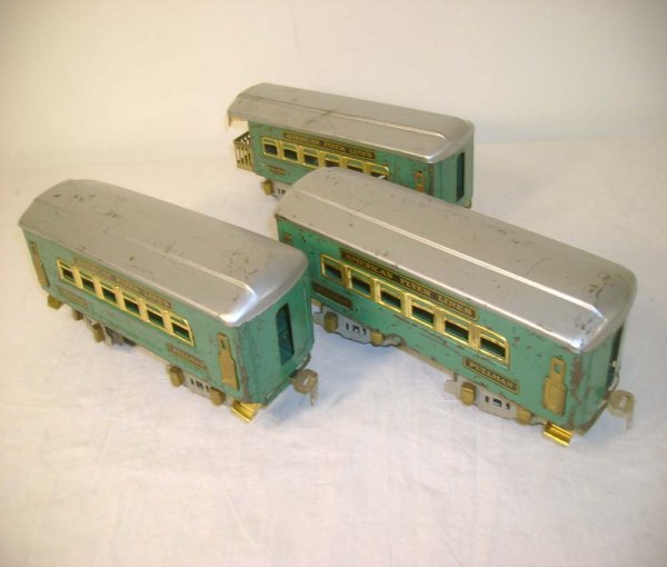 ABT: American Flyer 2-4-2 Steam Engine & 3 Passenge - 9