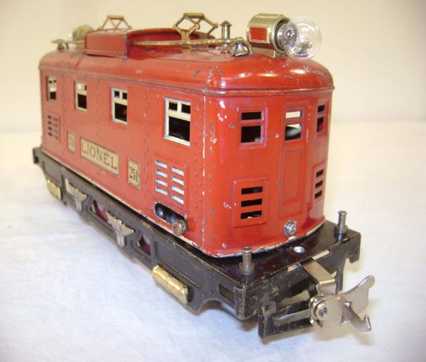 ABT: Lionel #251 Red Electric/Cream Stripe - 4