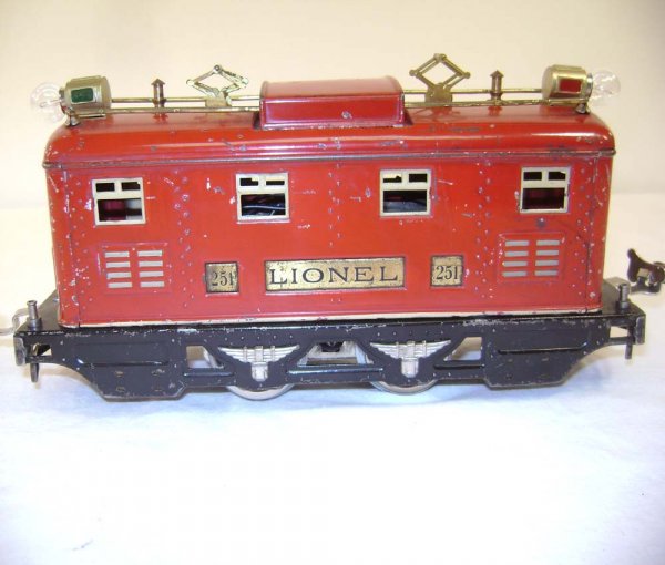 ABT: Lionel #251 Red Electric/Cream Stripe - 6