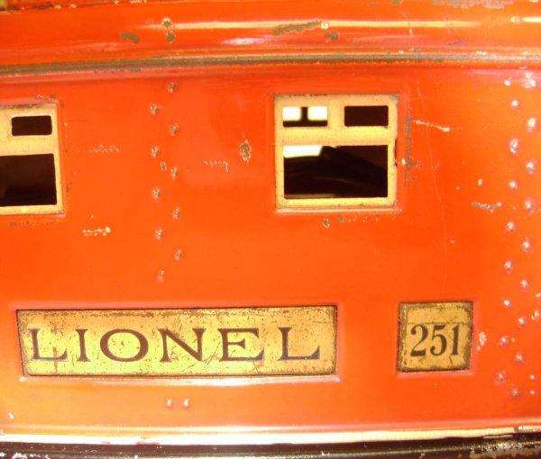 ABT: Lionel #251 Red Electric/Cream Stripe - 8