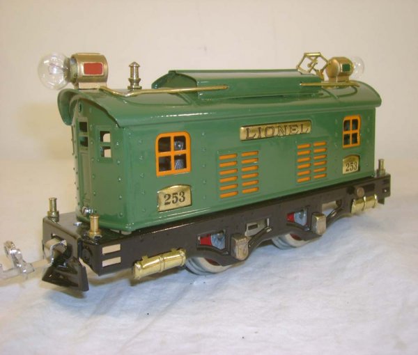 ABT: Lionel #253 Dark Green Electric (R) - 3