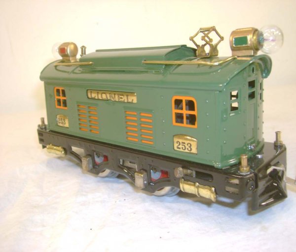ABT: Lionel #253 Dark Green Electric (R) - 4
