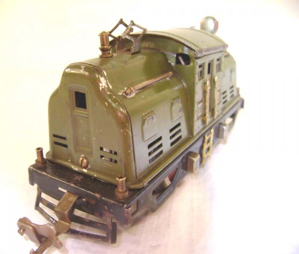 ABT: Lionel #252 Olive Green Electric Engine - 2