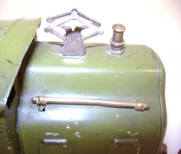 ABT: Lionel #252 Olive Green Electric Engine - 8
