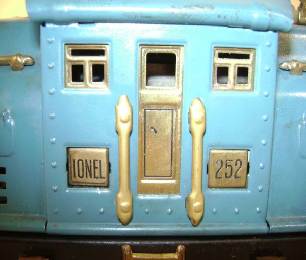 ABT: Lionel #252 Blue Electric (R) - 4