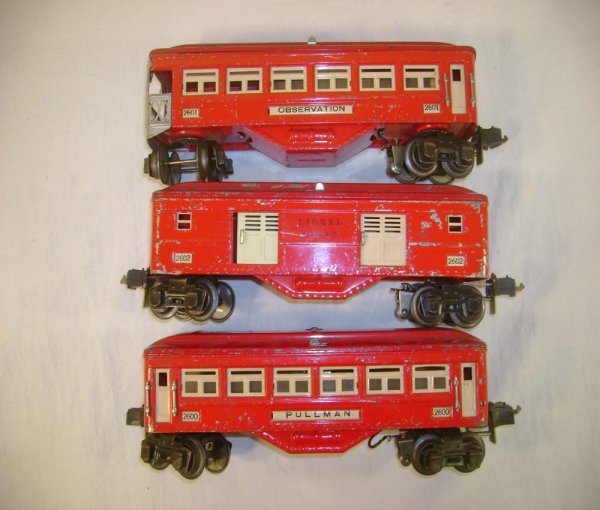 ABT: Lionel #2600/01/02 Red/Cream Passenger Cars