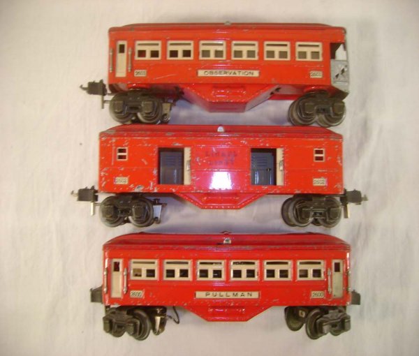 ABT: Lionel #2600/01/02 Red/Cream Passenger Cars - 2