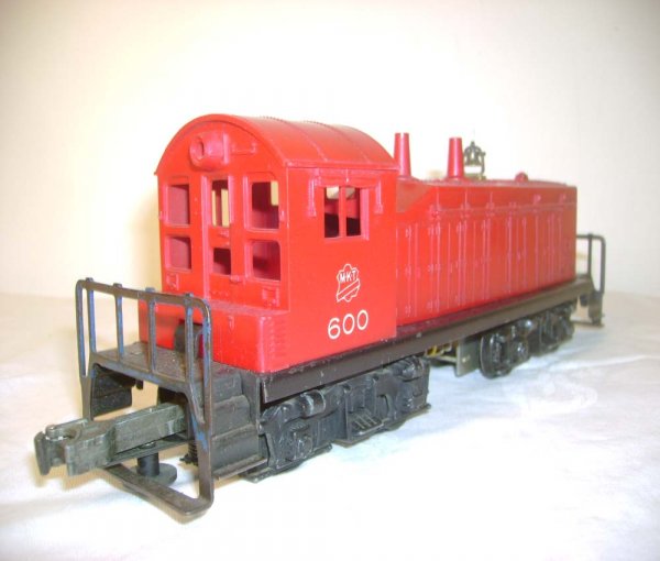 ABT: Lionel #600 MKT Red Diesel Switcher - 4
