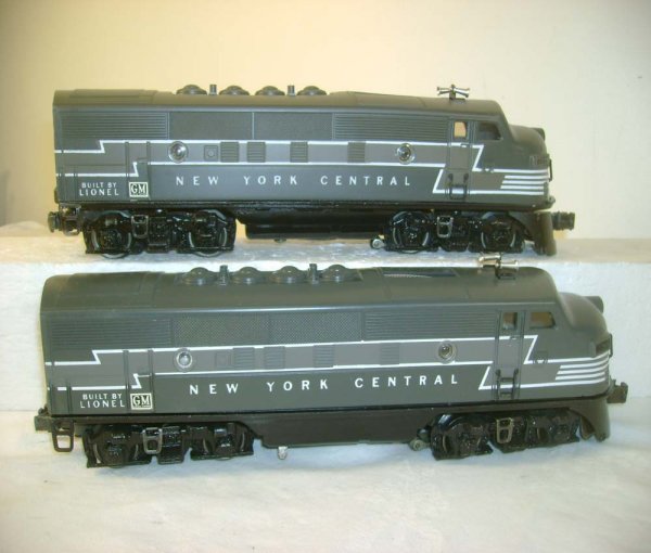 ABT: Restored Lionel #2344 NYC F-3 AA-units - 5