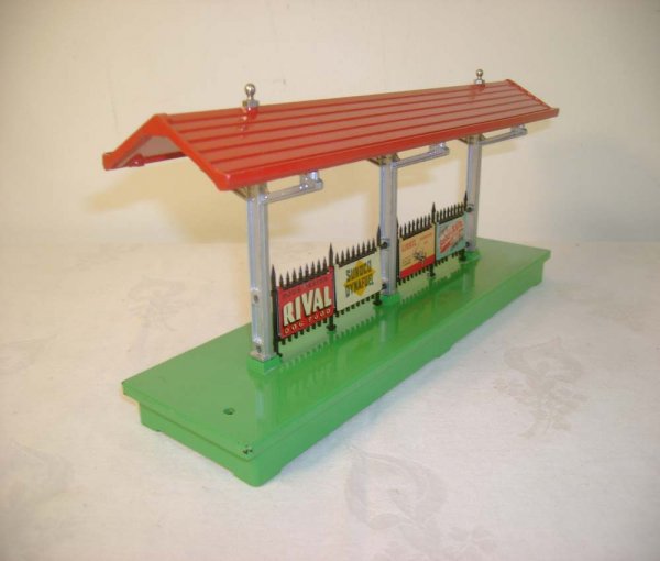 ABT: Great Lionel #156 Illuminated Platform/ Late - 4