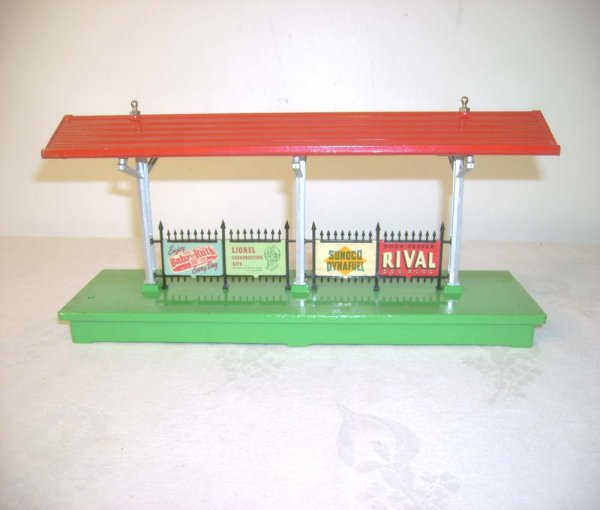 ABT: Great Lionel #156 Illuminated Platform/ Late - 6