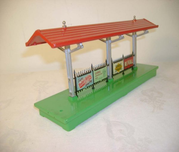 ABT: Great Lionel #156 Illuminated Platform/ Late - 7
