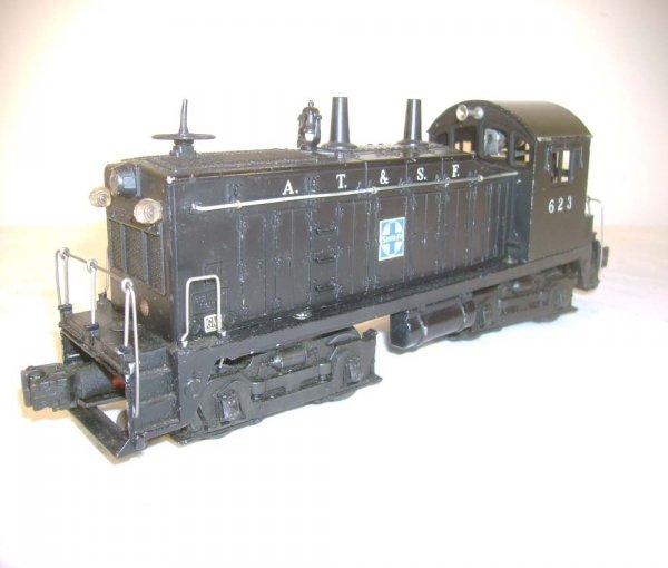 ABT: Lionel #623 Black Santa Fe Diesel Switcher - 5