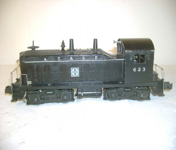 ABT: Lionel #623 Black Santa Fe Diesel Switcher - 6