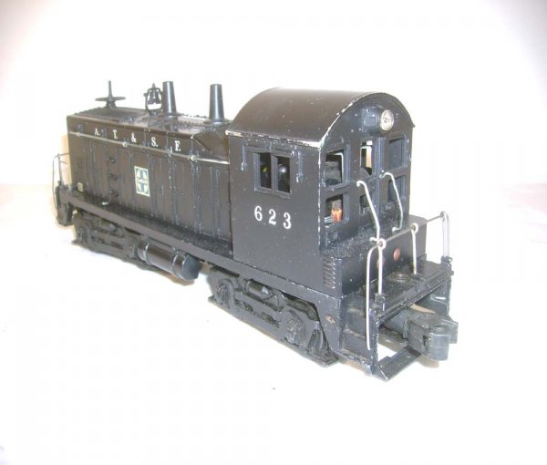 ABT: Lionel #623 Black Santa Fe Diesel Switcher - 7