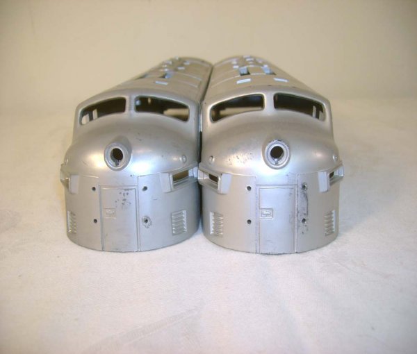 ABT: Lionel #2333 Silver-Primed F-3 Cabs - 3