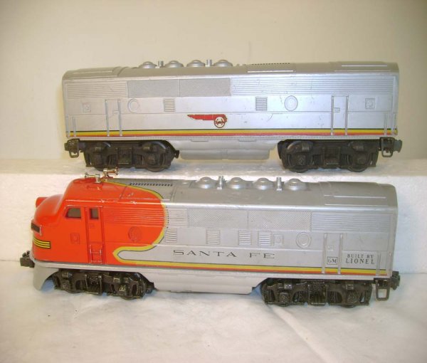 ABT: Lionel #2243 Santa Fe F-3 AB Diesels - 5
