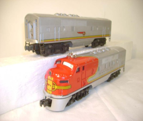 ABT: Lionel #2243 Santa Fe F-3 AB Diesels - 6