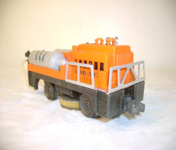 ABT: Lionel #3927 Track Cleaning Car/OB - 2