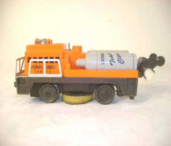 ABT: Lionel #3927 Track Cleaning Car/OB - 7