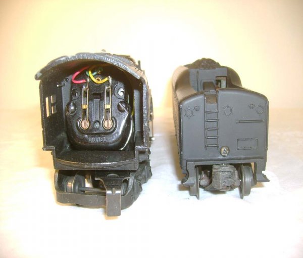 ABT: Lionel #726RR Berkshire & #2046W Whistle Tend - 7