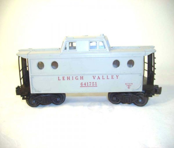 ABT: Lionel #6417-50 Gray Lehigh Valley N5C Caboos - 7