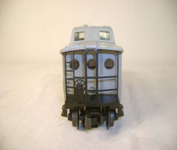 ABT: Lionel #6417-50 Gray Lehigh Valley N5C Caboos - 9