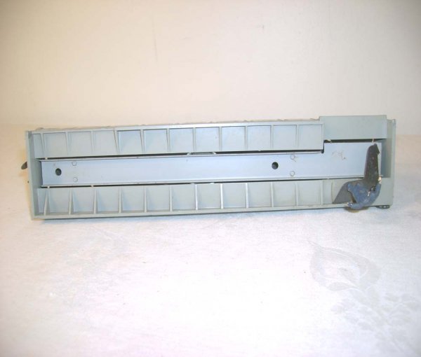 ABT: Lionel #3562-25 Gray-Painted Barrel Car/OB - 8
