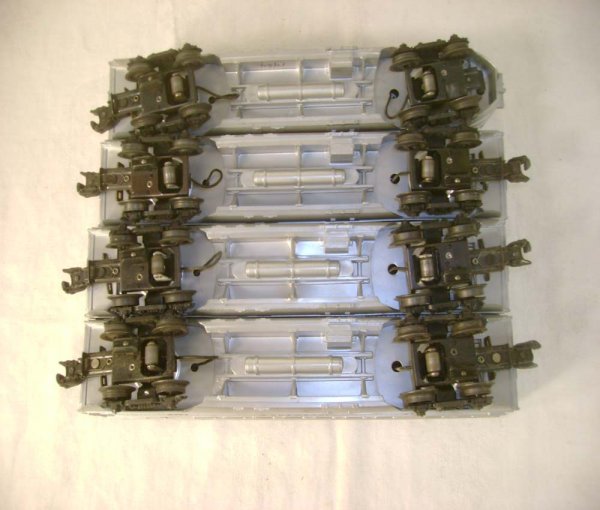 ABT: Lionel #2421/2422/2423/2429 Silver/Silver Pas - 9