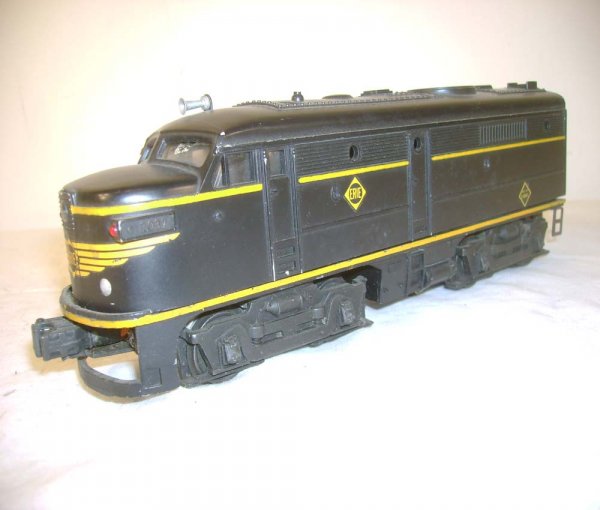 ABT: Lionel #2032 Erie Alco AA Diesels/OB+ - 8
