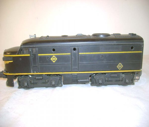 ABT: Lionel #2032 Erie Alco AA Diesels/OB+ - 9