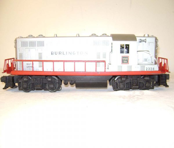 ABT: Great Lionel #2328 Burlington Silver GP-7 Die - 3