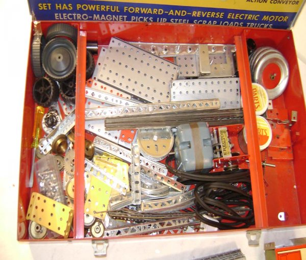 ABT: A.C. Gilbert #10073 Erector Set - 2