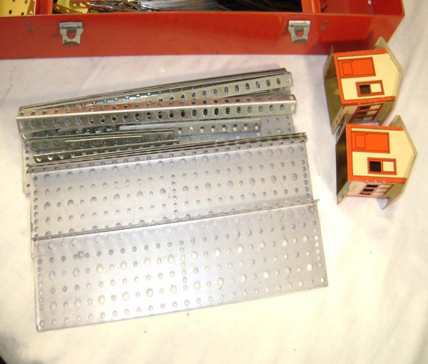 ABT: A.C. Gilbert #10073 Erector Set - 3